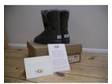 Brand New Black Bailey Button Ugg Austrailia Boots. I....