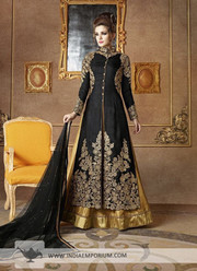 Wedding Lehenga Cholis Online Shopping is the way to go!