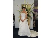 Stunning off White Wedding Dress Size 10